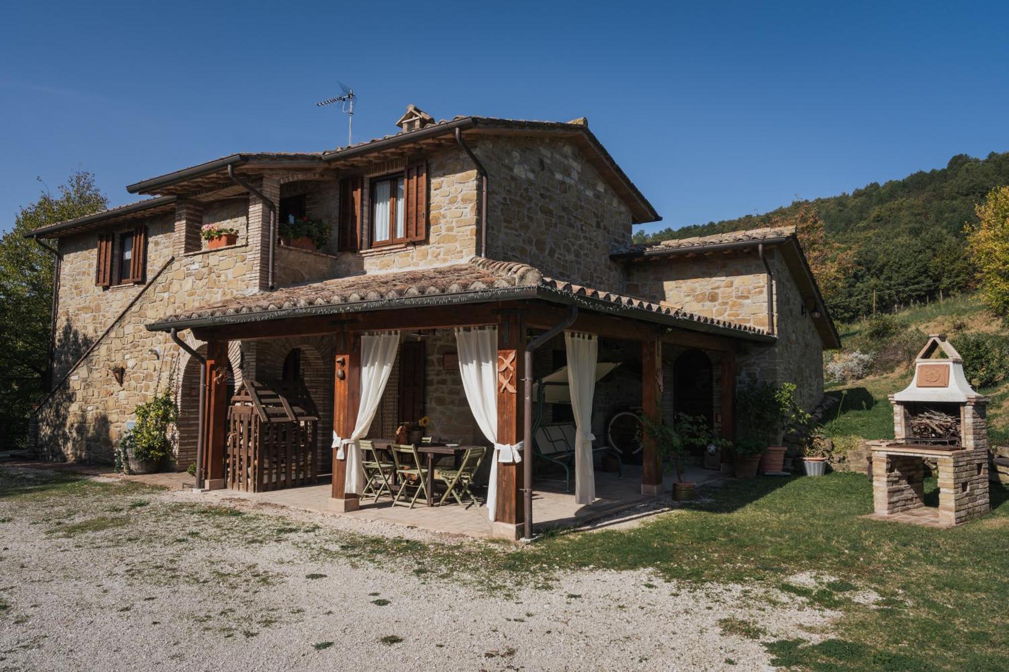 Agriturismo Casa Del Nonno Valfabbrica Bagian luar foto
