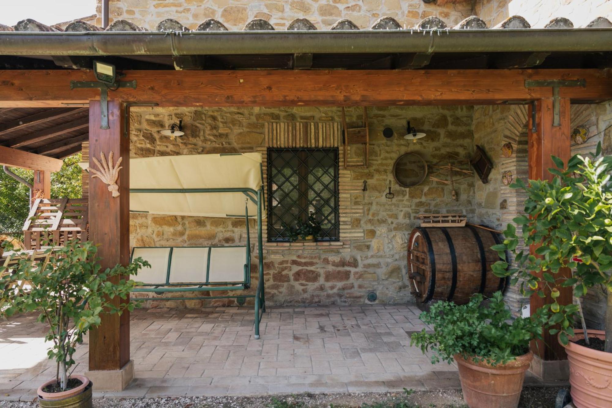 Agriturismo Casa Del Nonno Valfabbrica Bagian luar foto
