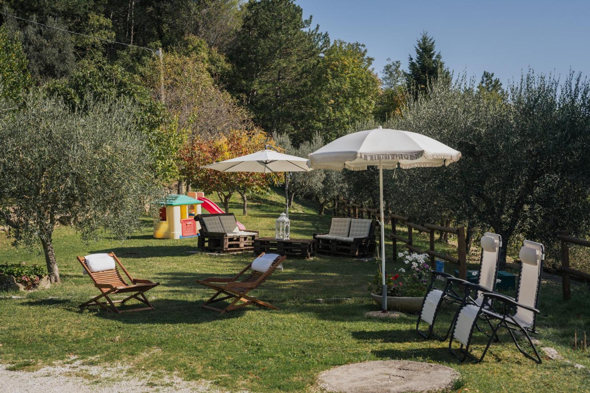 Agriturismo Casa Del Nonno Valfabbrica Bagian luar foto